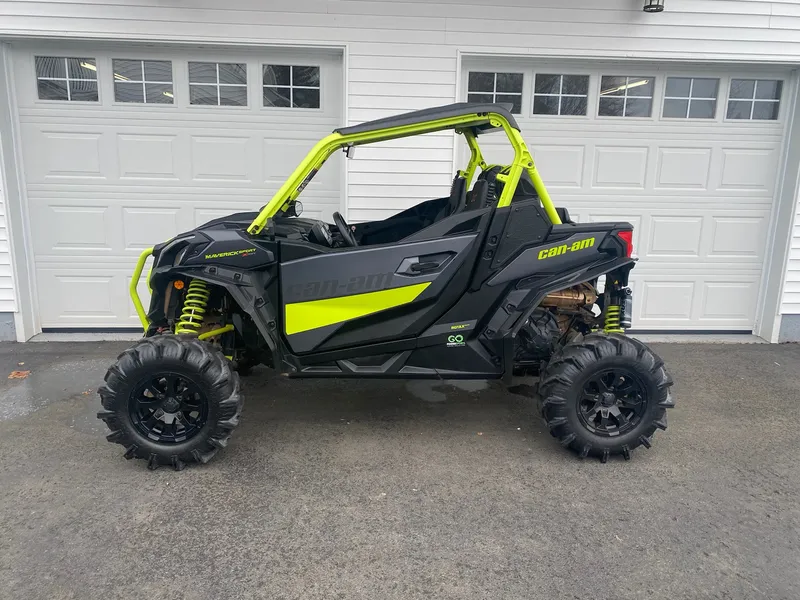 2021 Can-Am Maverick Sport XMR — photo 3 of 3