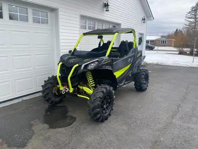 2021 Can-Am Maverick Sport XMR — photo 1 of 1