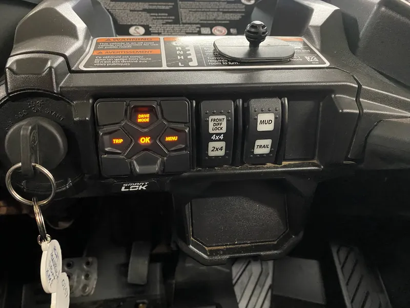 2021 Can-Am Maverick Sport XMR — photo 10 of 10