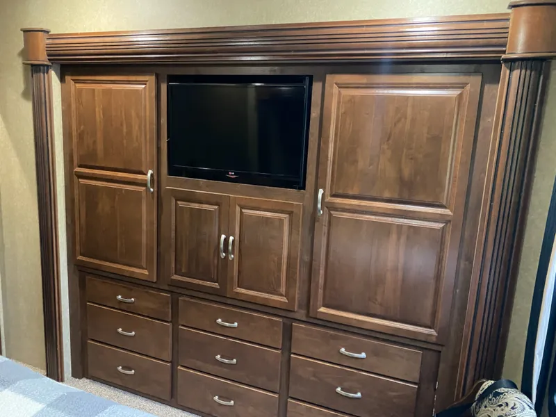 2015 Rushmore 44 Lincoln — photo 20 of 20