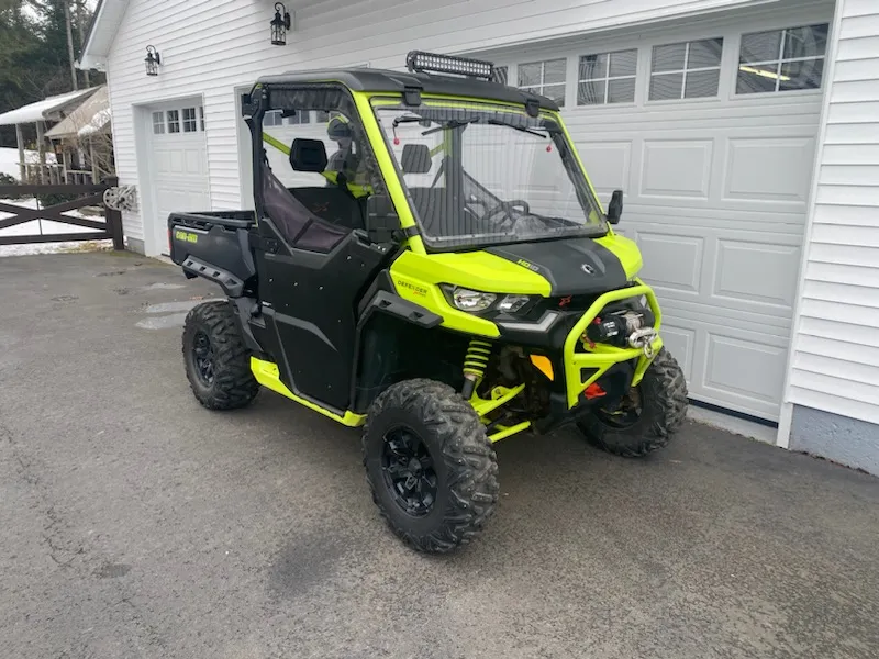 2021 Can-Am Defender HD10 XMR — photo 12 of 12