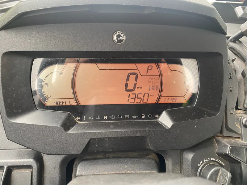 2021 Can-Am Defender HD10 XMR — photo 7 of 12