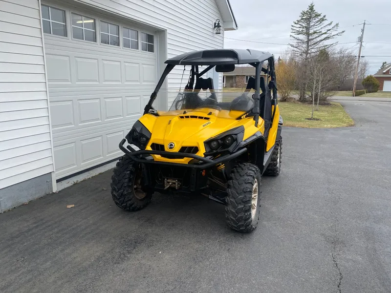 2014 Can-Am Commander XT — photo 5 of 5