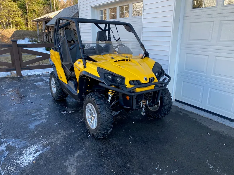2013 Can-Am Commander 800XT — photo 6 of 9
