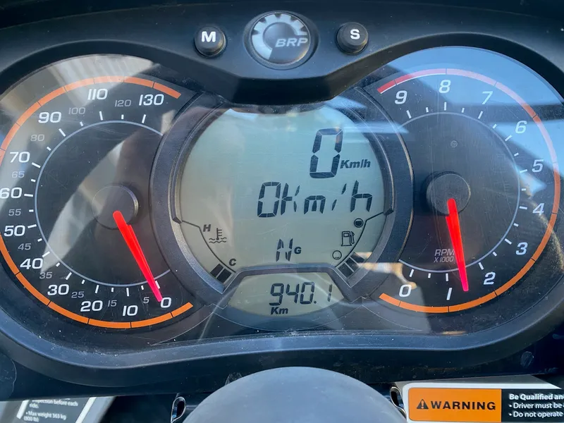 2013 Can-Am Commander 800XT — photo 9 of 9