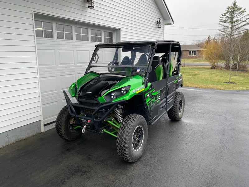 2022 Kawasaki Teryx 4S — photo 1 of 1