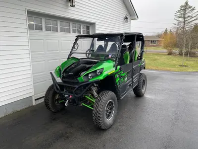 2022 Kawasaki Teryx 4S — photo 1 of 1