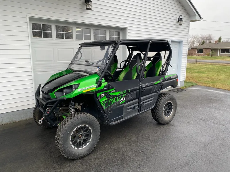 2022 Kawasaki Teryx 4S — photo 2 of 2