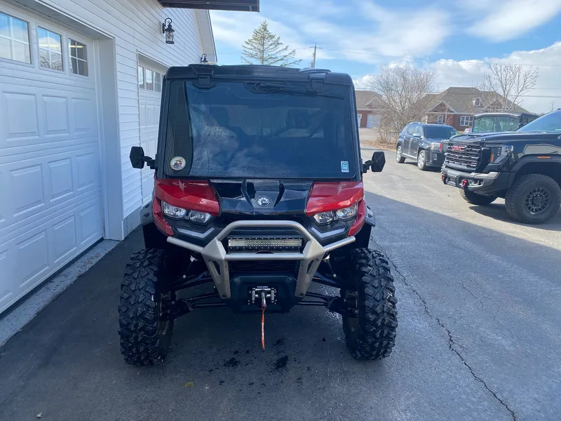 2024 Can-Am Defender HD10 Limited — photo 5 of 9