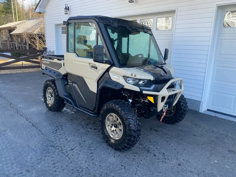 2024 Can-Am Defender HD10 Limited — photo 3 of 13