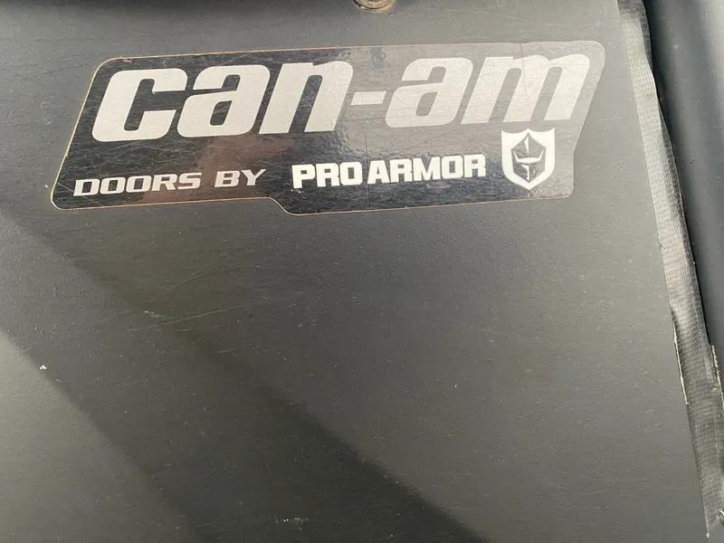 2015 Can-Am Commander 800XT — photo 14 of 14