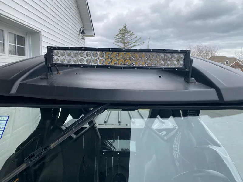 2015 Can-Am Commander 800XT — photo 13 of 14