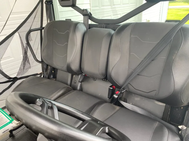 2023 Can-Am Defender XT HD9 — photo 9 of 9