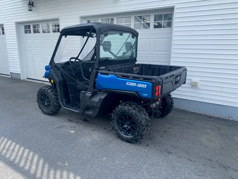 2023 Can-Am Defender XT HD9 — photo 5 of 7