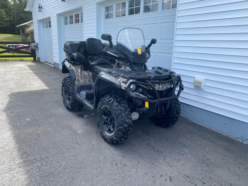 2015 Can-Am Outlander 850 Max XT — photo 3 of 9