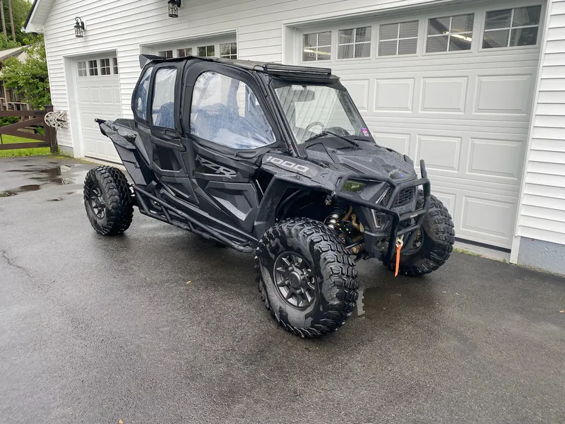 2023 Polaris RZR 1000 XP MAX 4 — photo 2 of 11