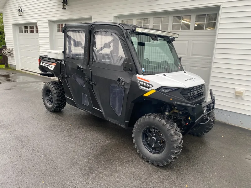 2023 Polaris Ranger 1000 Premium MAX 4dr — photo 5 of 11