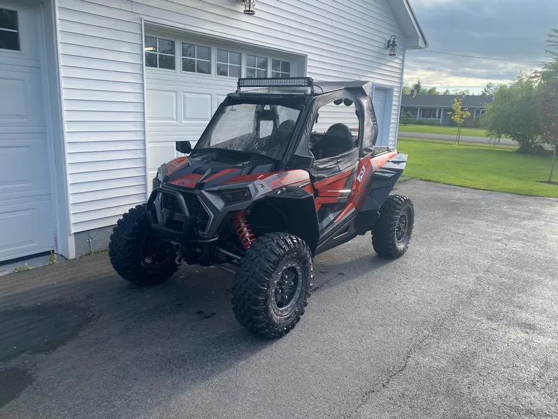 2022 Polaris RZR 1000 XP — photo 1 of 10