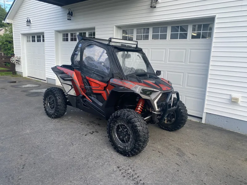 2022 Polaris RZR 1000 XP — photo 3 of 10