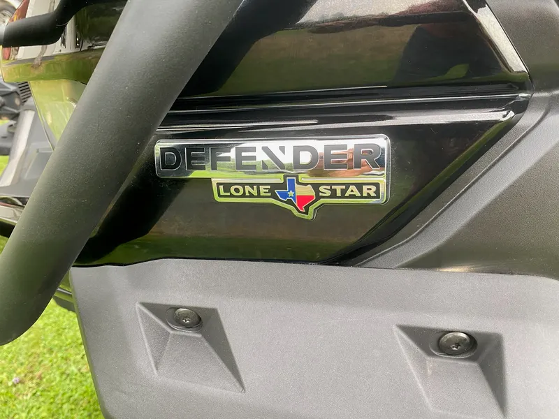 2022 Can-Am Defender Lone Star Max — photo 8 of 20