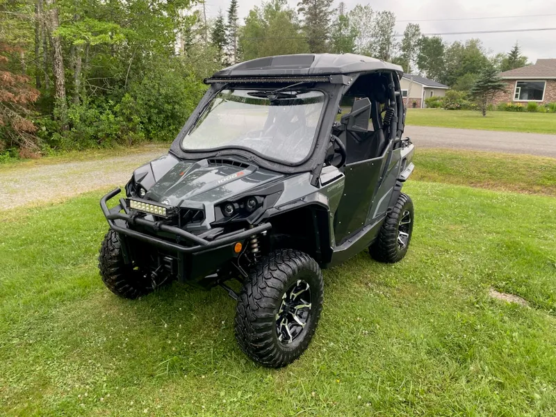 2020 Can-Am Commander 1000R Limited — photo 3 of 11