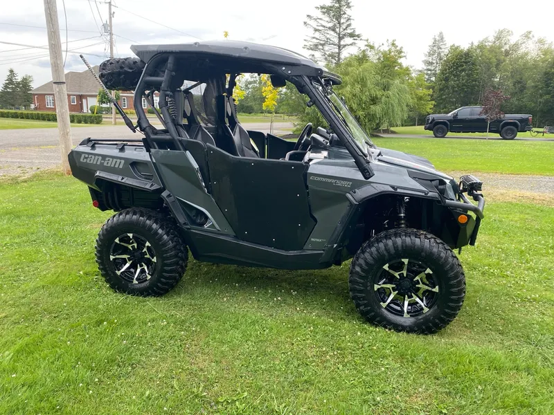 2020 Can-Am Commander 1000R Limited — photo 5 of 11