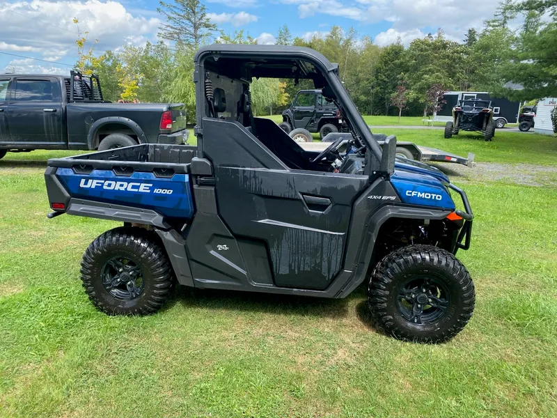 2023 CFMOTO UFORCE 1000 — photo 4 of 6