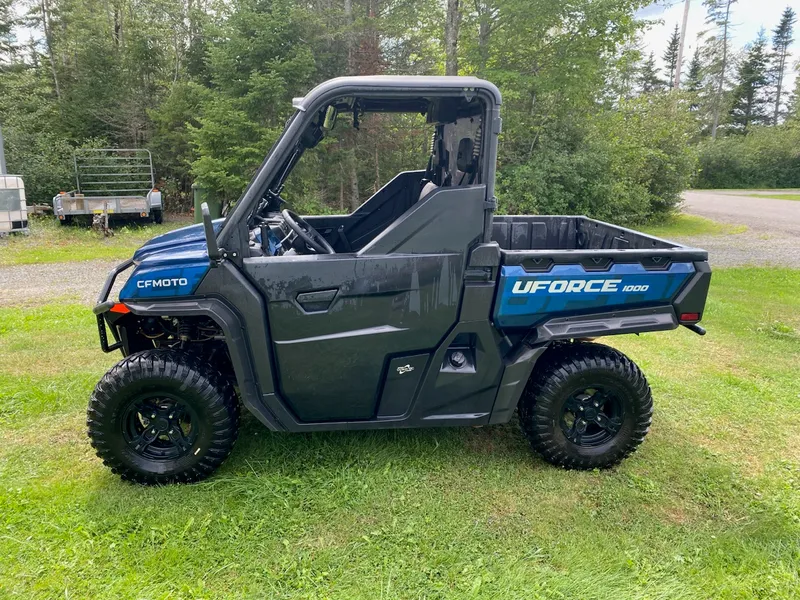 2023 CFMOTO UFORCE 1000 — photo 3 of 6