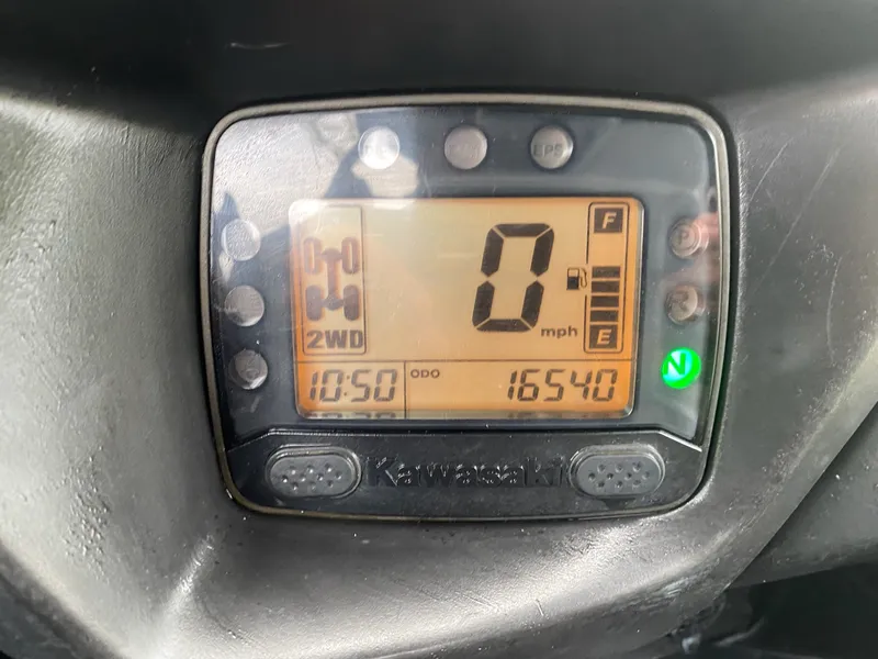 2015 Kawasaki Teryx4 800 — photo 7 of 10