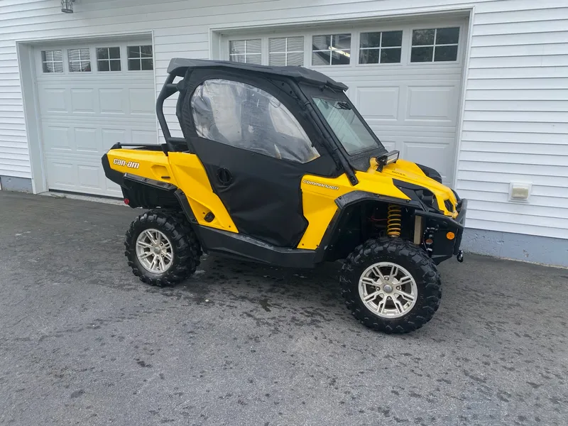 2013 Can-Am Commander 1000 — photo 8 of 12