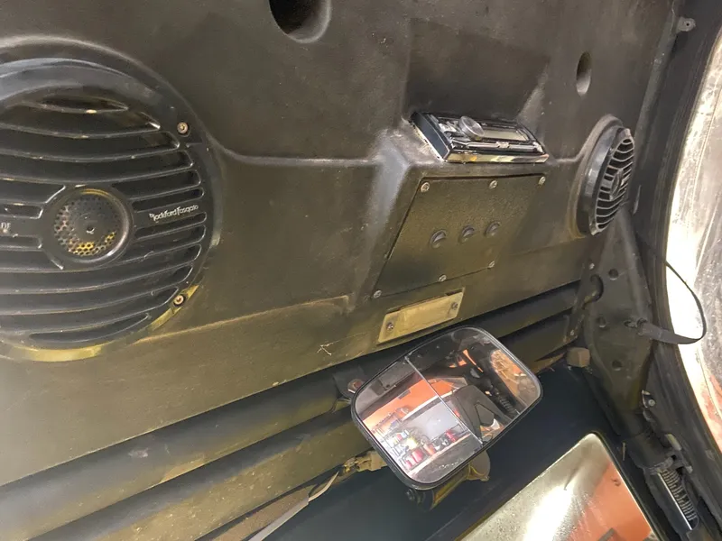 2013 Can-Am Commander 1000 — photo 10 of 12