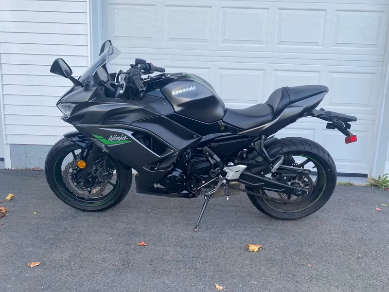 2023 Kawasaki Ninja 650 — photo 7 of 8