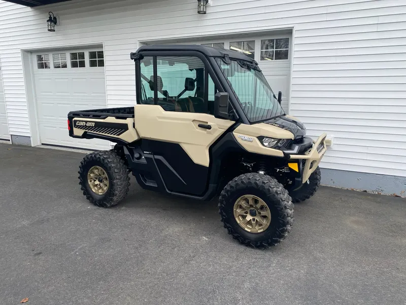 2024 Can-Am Defender HD10 Limited — photo 6 of 15