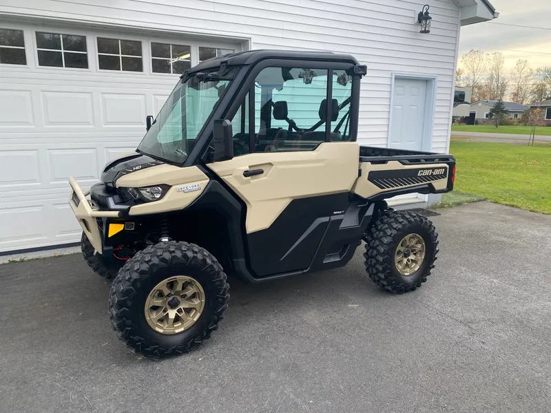 2024 Can-Am Defender HD10 Limited — photo 3 of 15